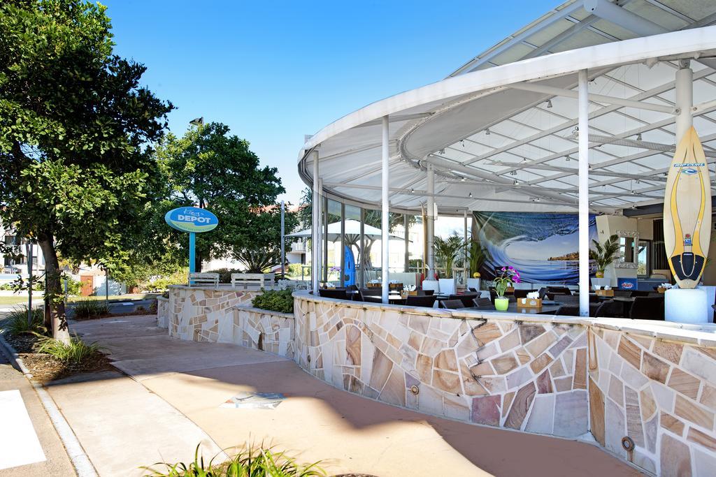 Ultiqa Shearwater Resort Caloundra Exterior photo